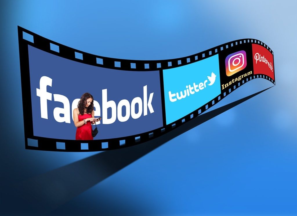 Facebook,Instagram